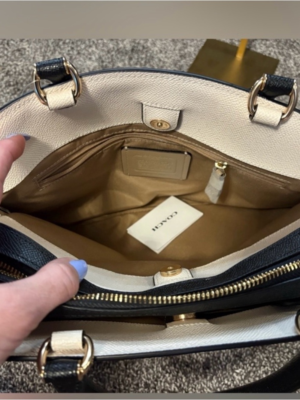 NWOT COACH LILLIE in Color block.(Retails $428) - Picture 7 of 11